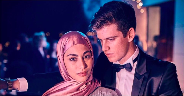 Google image of Nadia Shanaa and her mediocre white boy